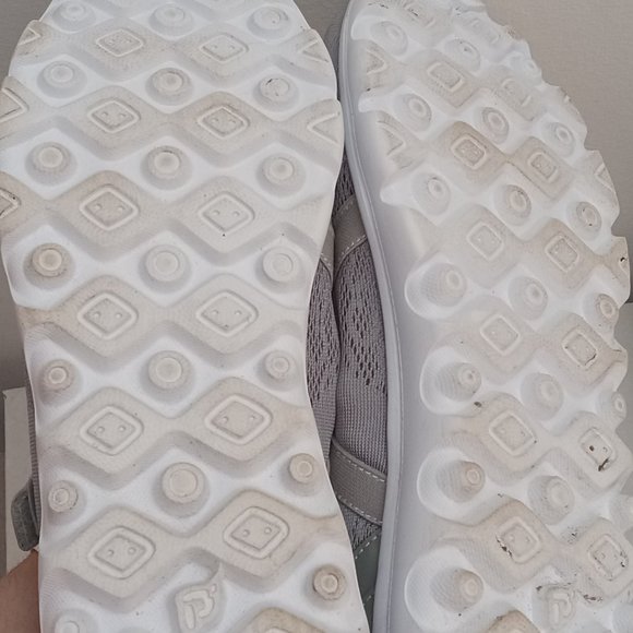 PROPET Womens TravelActive Mary Jane grey silver velcro close EUC 10 4E/XX-Wide - Picture 4 of 5